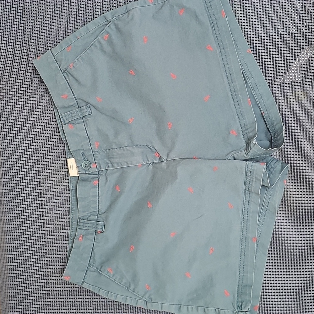 Magellan Outdoors Blue Shorts with Lobster Print. Full back pockets!